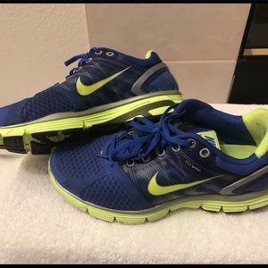 Nike men’s FlyWire shoes